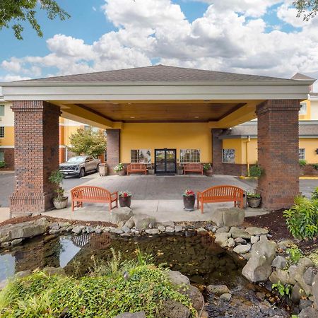 Best Western Plus Northwind Inn & Suites Tigard Exterior photo